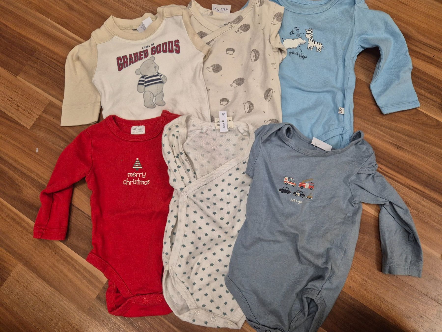 Ensembles coordonnés: Body langarm gr 62 1xset Jungenund 1x set Mädchen K46 – D'occasion à Schwarzenburg par Flamingo07 2