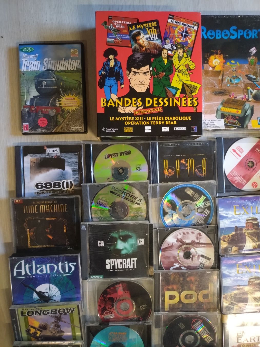 Giochi: Lot de Jeux PC CD-ROM divers – Usato da Farvagny-le-Grand venduto da LaCaverne 1