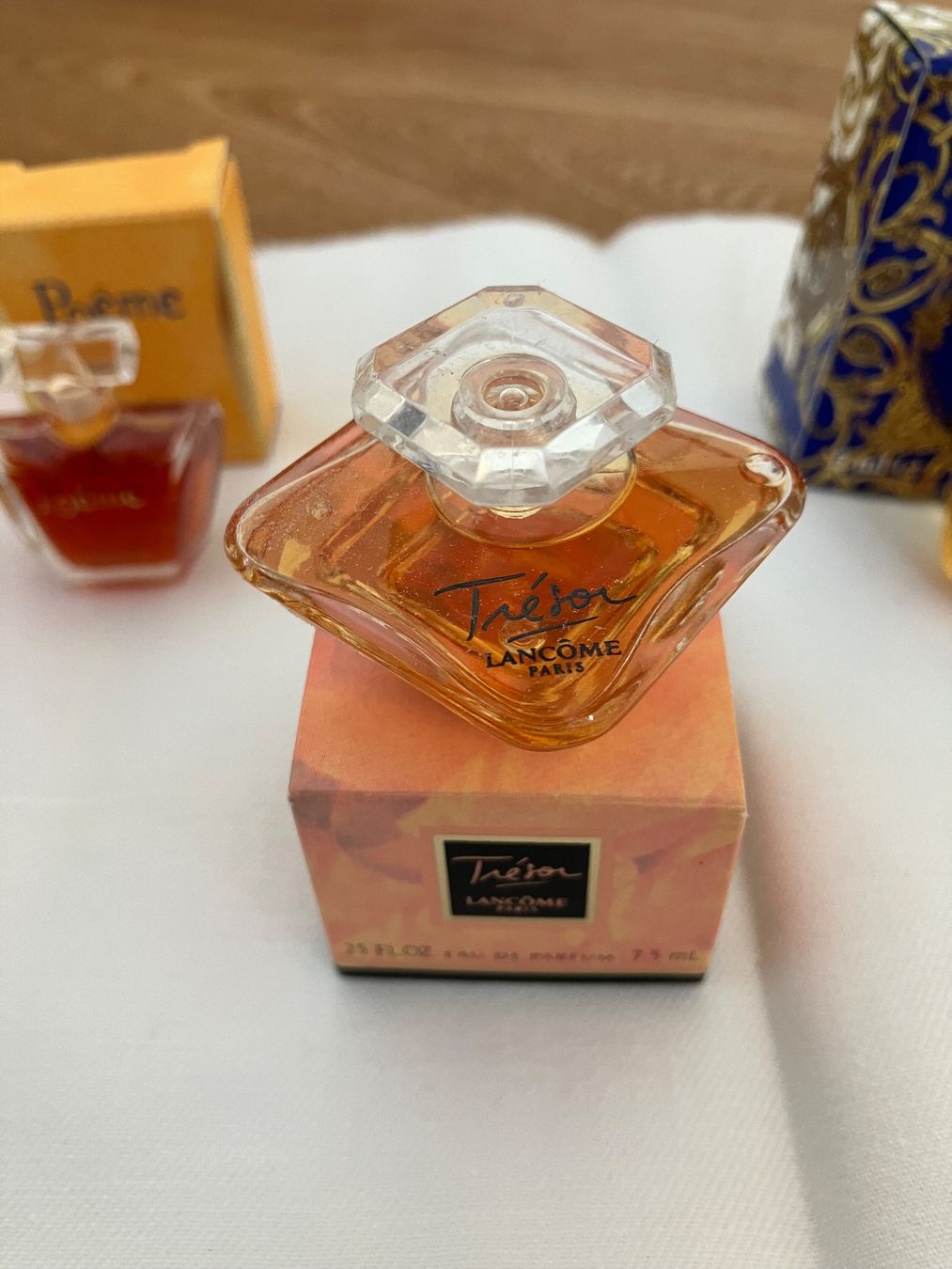 Profumi & Eau de Toilette: Miniatur Parfum (5 Stück) – Nuovo e nell'imballaggio originale da Willisau venduto da son_lq7g 3