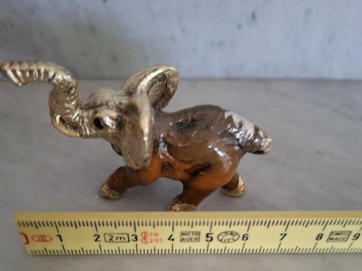Statuette: Elefant aus Messing, klein – Usato da Udligenswil venduto da m-nikolic 2
