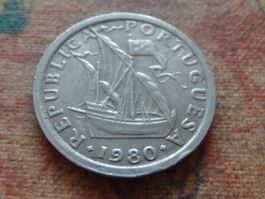 PORTUGAL  2.5  Escudos  1980  (P)
