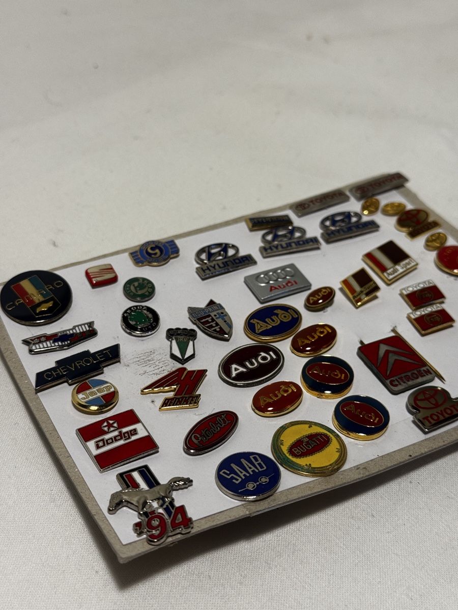 Placchette & Badge: Auto Pins Anstecker Sammlung – Usato da Stüsslingen venduto da leo_nzh6 4