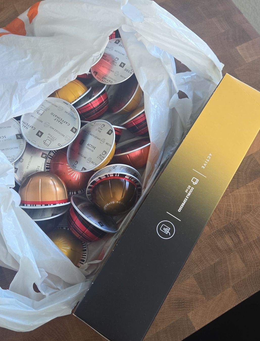 Nespresso Cibi & Specialità: Nespresso Vertuo Kapseln - ca. 50stück – Nuovo (secondo la descrizione) da Glattpark(Opfikon) venduto da sophie789