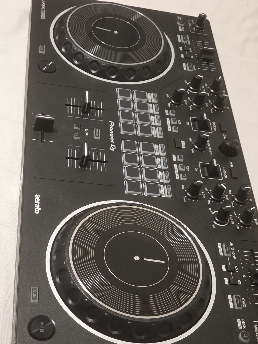 Pioneer Console di mixaggio: Pioneer DJ DDJ-REV1 DJ Controller Neu – Nuovo e nell'imballaggio originale da Frenkendorf venduto da LeoMira 2