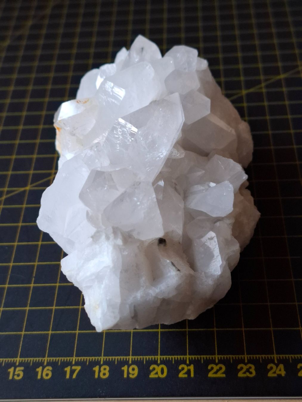 Mineralien & Heilsteine: Mineral Quarz – Gebraucht aus Zwieselberg von Halifaxmendusli 2