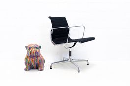 Vitra Eames Aluminium Chair EA 108 Hopsak 6 Stück verfügbar