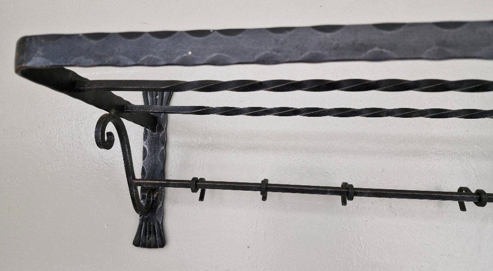 Garderobe: Garderobe Schmiedeeisen Antik – Gebraucht aus Gerzensee von Neggimann 1