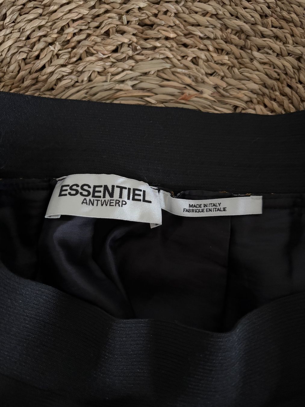 Essentiel Antwerp Gonne: Essentiel Antwerp Minijupe Gr 40 – Usato da Laufenburg venduto da VintageMuesli 3