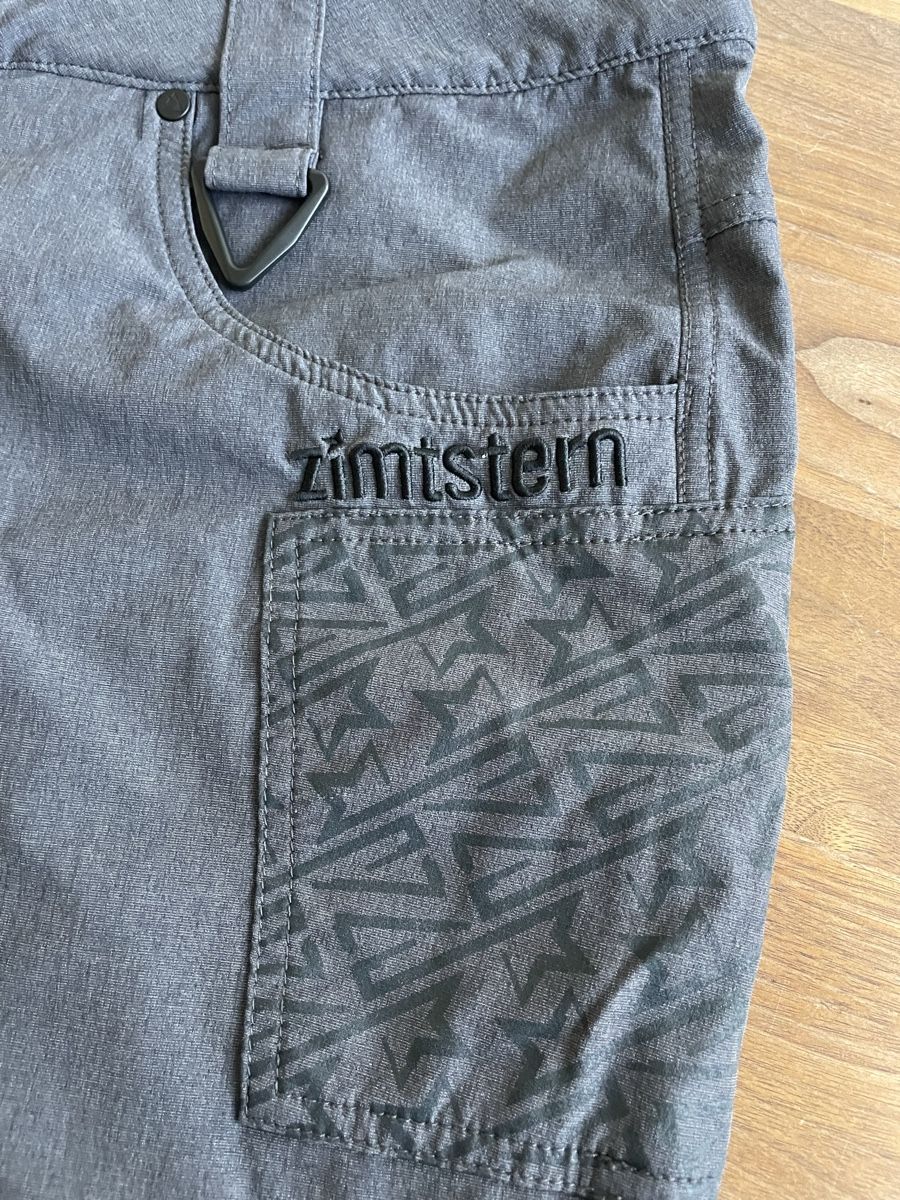 Pantalons: Zimtstern Shorts – D'occasion à Winterthur par Ala_Minor 3