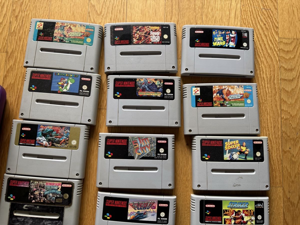 Nintendo Konsolen: European SNES Console – Custom Purple Shell + Games Bundle – Gebraucht aus Ostermundigen von RetroOwl 3