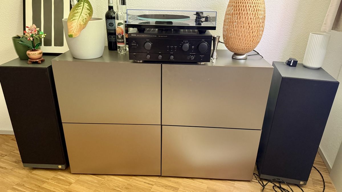 Scaffali: BESTA Gestell IKEA Bronze – Nuovo (secondo la descrizione) da Zürich venduto da gab_2mpp