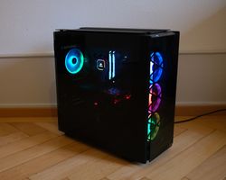 PC puissant avec éclairage RGB