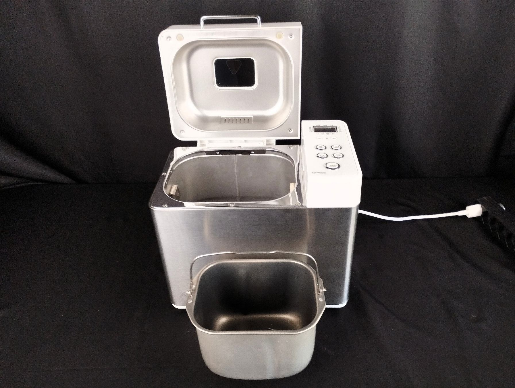 Kenwood Elettrodomestici da cucina: KENWOOD Brotbackautomat BM256 – Usato da Schübelbach venduto da Restwert_Schubelbach 5