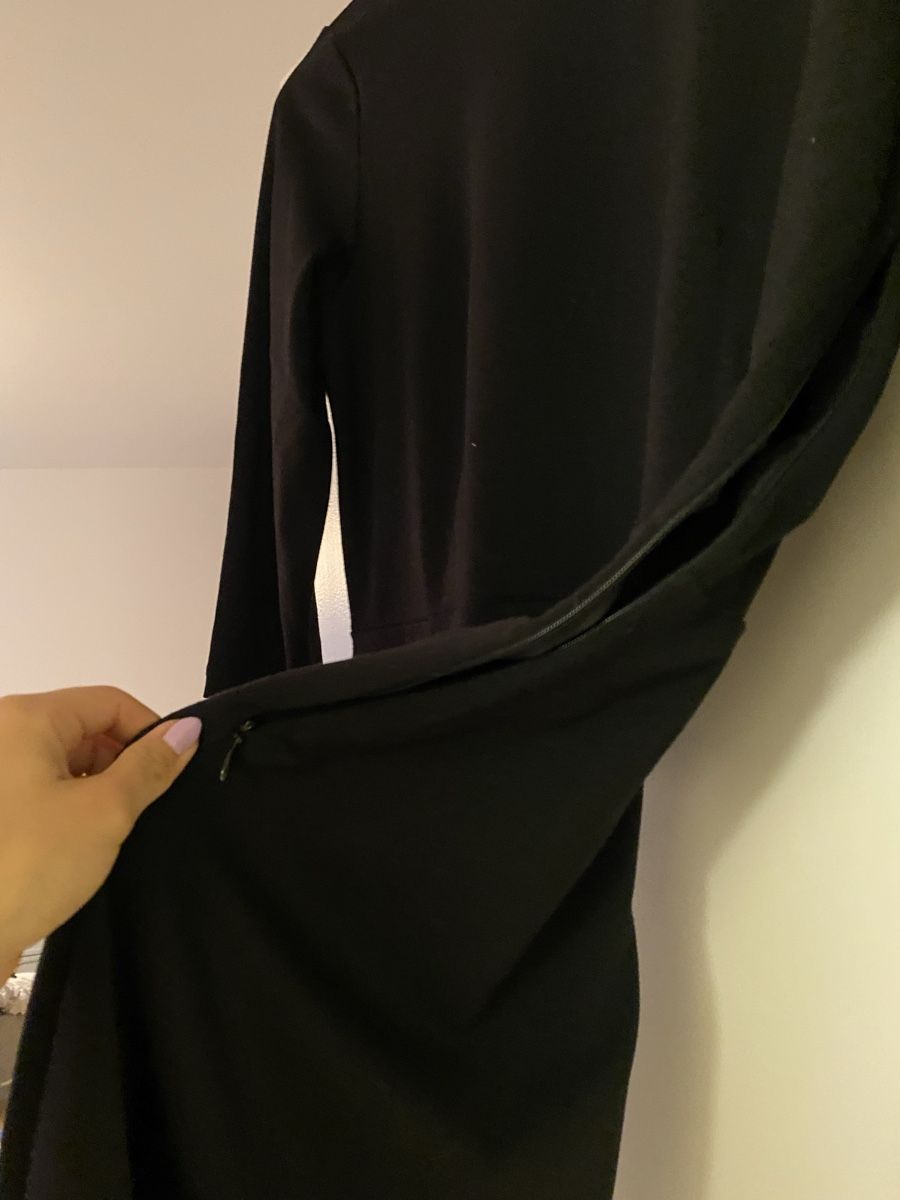 Zalando Kleider: Schwarzes Kleid von Zalando Essentials, Grösse L – Gebraucht aus Zürich von yae56 1