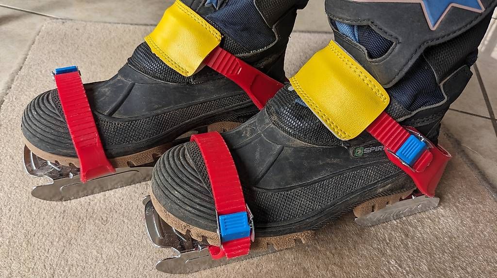 Pattini da ghiaccio: Eisgleiter Schlittschuhe Bobskates – Usato da Möhlin venduto da chrisscat 2