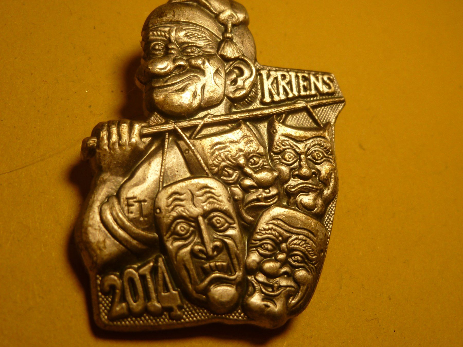 Plaketten & Abzeichen: KRIENS 2014 SILBER – Gebraucht aus Ried (Muotathal) von Mandarin02