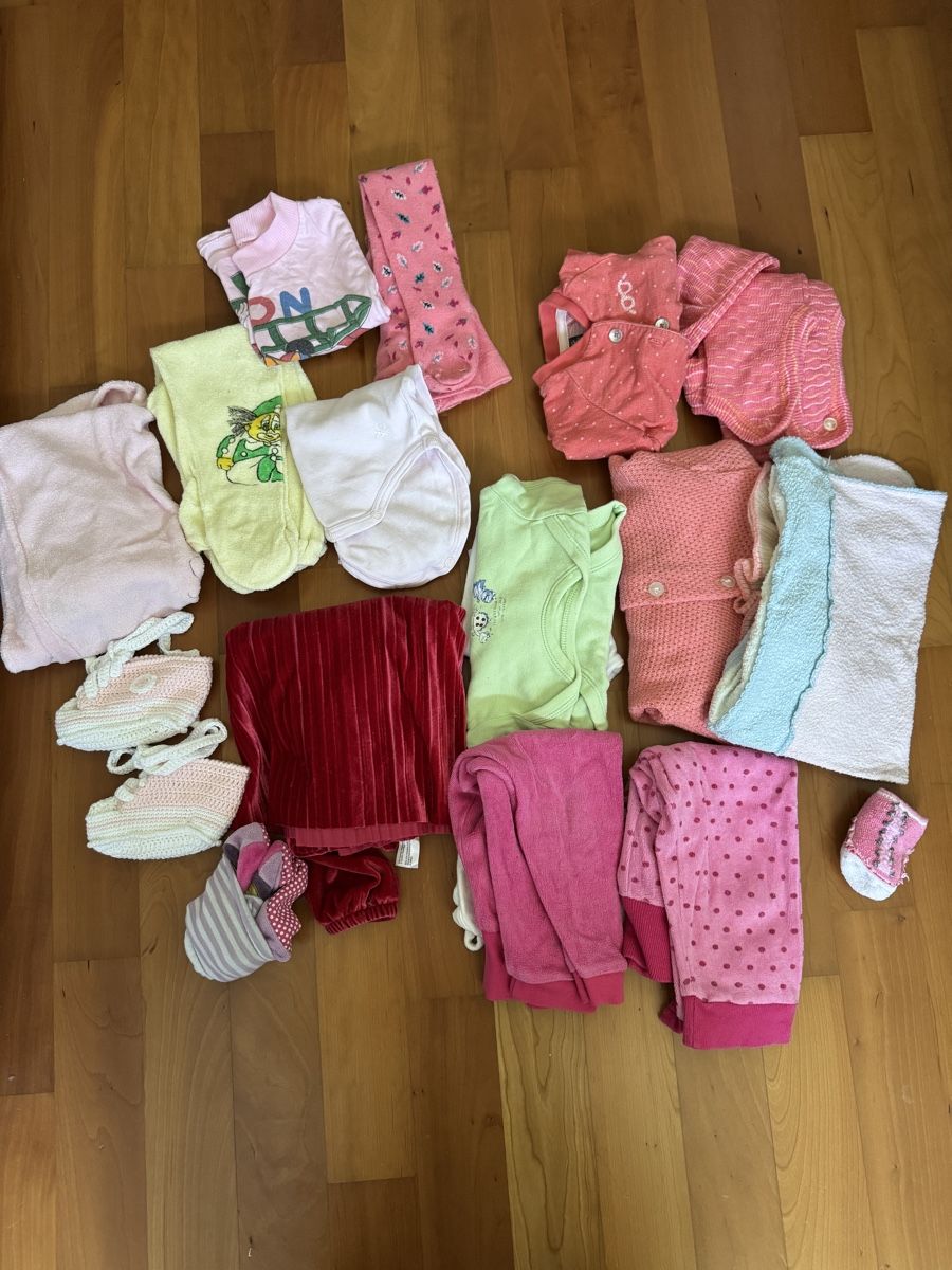 Ensembles coordonnés: Mädchenkleiderpaket 0-6 Monate – D'occasion à Adliswil par Udarius
