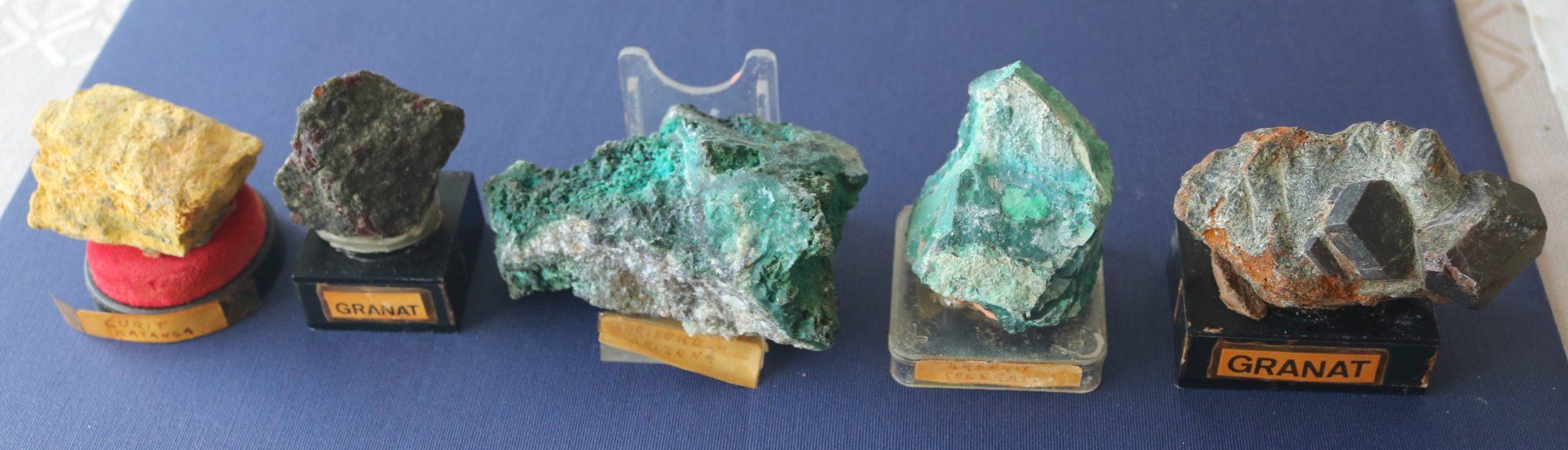 Mineralien & Heilsteine: MINERALIEN STEINE SAMMLUNG – Gebraucht aus Muttenz von Hotschahi