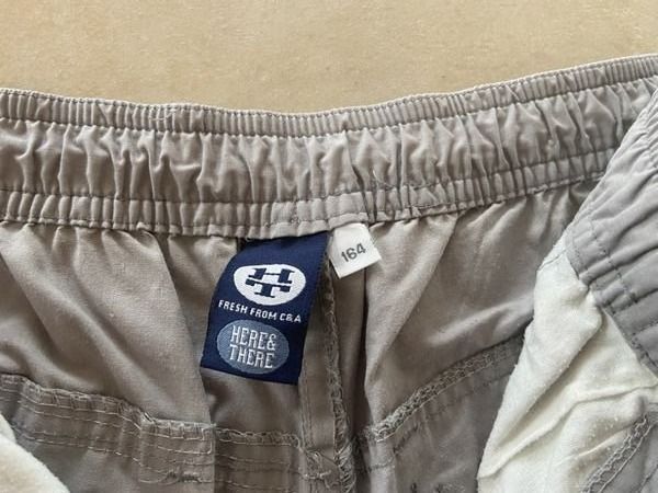 C&A Pantaloni: Coole Here & There Bermuda in Grösse 164 grau – Usato da Beatenberg venduto da buy2you 2