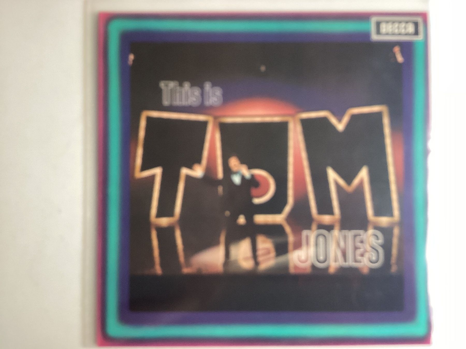 Dischi in vinile: Tom Jones LP - This Is Tom – Usato da Gutenswil venduto da Hamzian