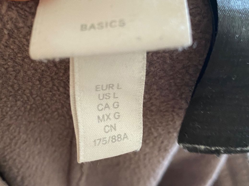 H&M Pantaloni: H&M Trainer L beige-braun mit Taschen & Bändeli – Usato da Zürich venduto da Gamecards 1