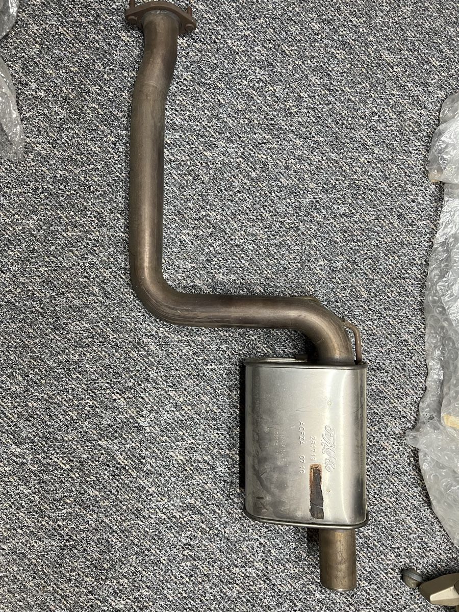 Ford Tutti pezzi di ricambio auto: Original End- + Mittelschaltdämpfer + Ford Focus ST MK2 – Nuovo (secondo la descrizione) da Döttingen venduto da djs_mb8x