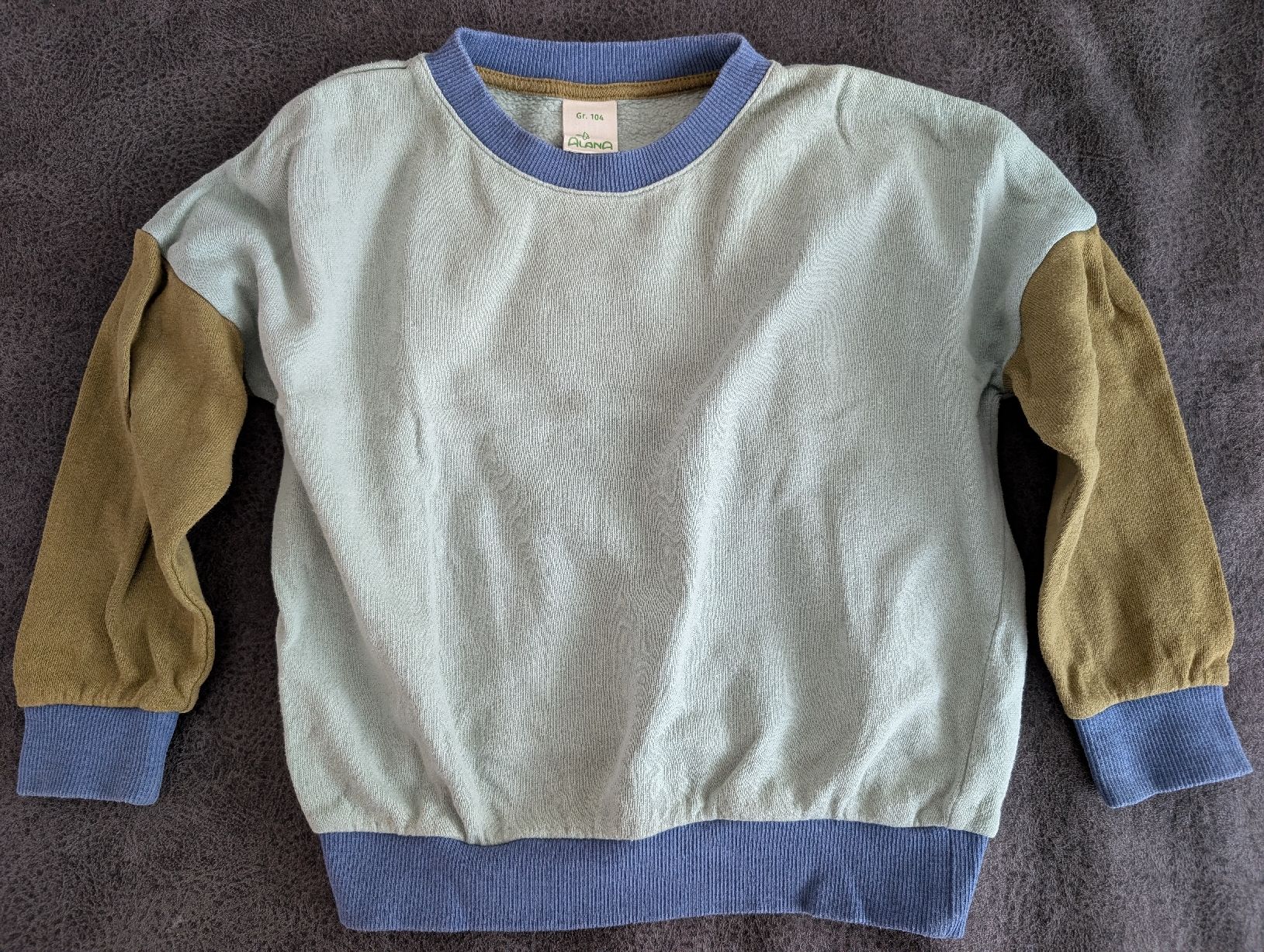 Maglioni & Felpe: 2 Kinder Pullover Grösse 86 von Alana & Sfera – Usato da Basel venduto da an_v7yj 7