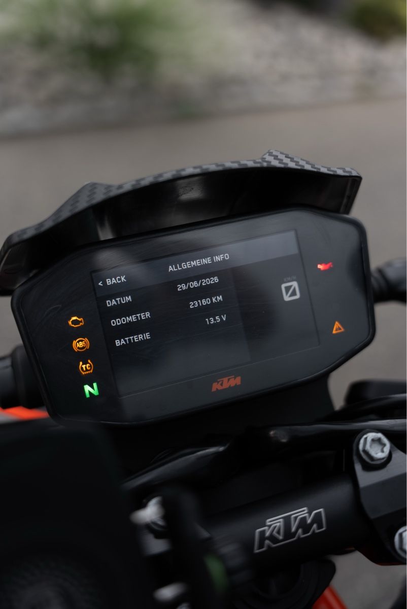 KTM Strasse: Ktm duke 890 R – Gebraucht aus Blumenstein von Laersu.137 7