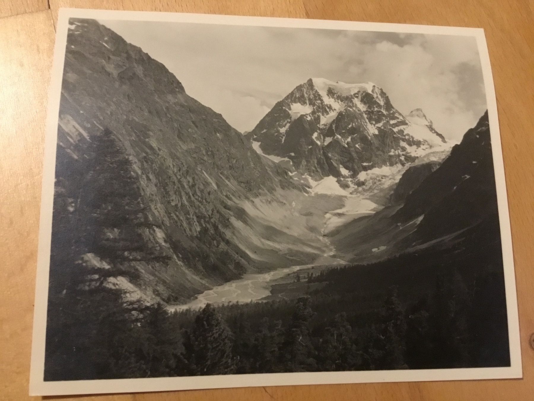 Cartoline postali: Arolla  -  mont Collon – Usato da Kerzers venduto da Georges3210
