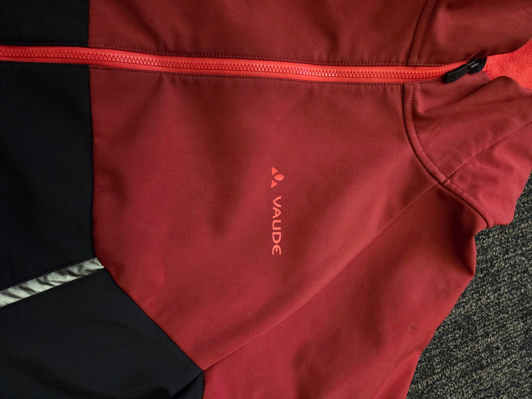 Vaude Vestes: Jaquette Vaude taille L – D'occasion à Sion par ser_m7nv 1
