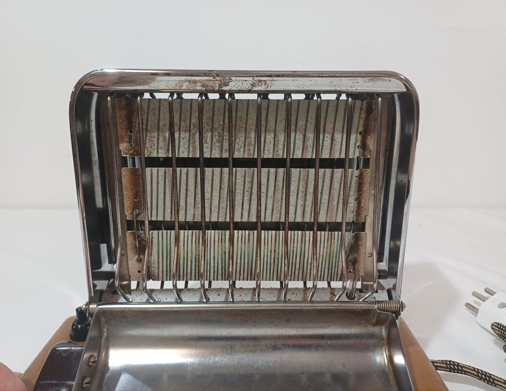 Jura Elettrodomestici da cucina: Jura Toaster Typ 1125H – Usato da Luzern venduto da IG_Arbeit 5