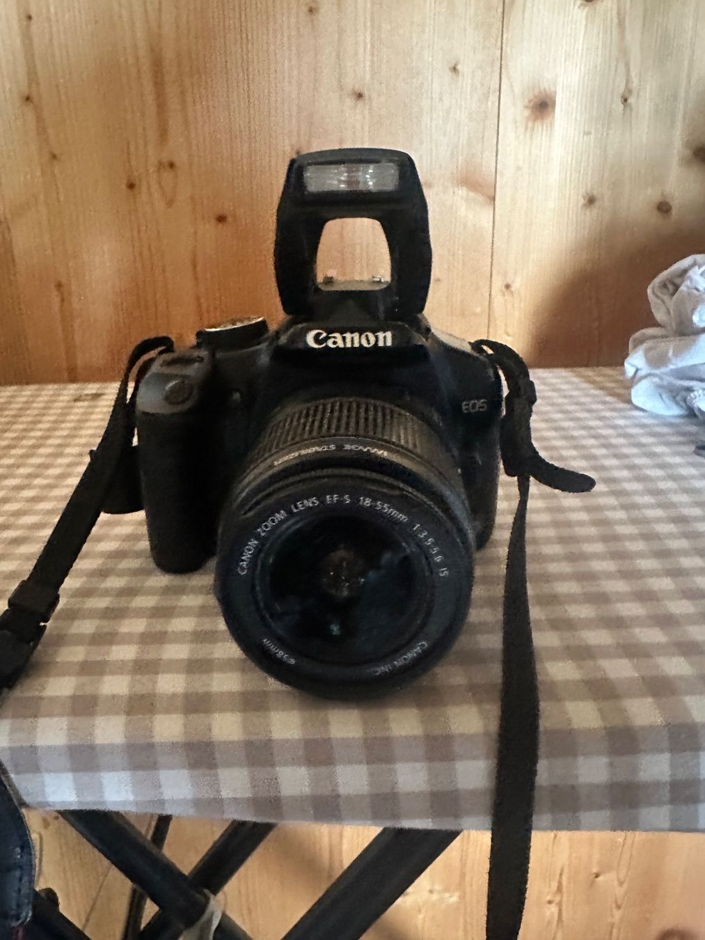Canon Fotocamera: Canon EOS 450D Kamera-Set mit 3 Objektiven, Makro, Tasche & – Usato da Dietikon venduto da jos_b9h6