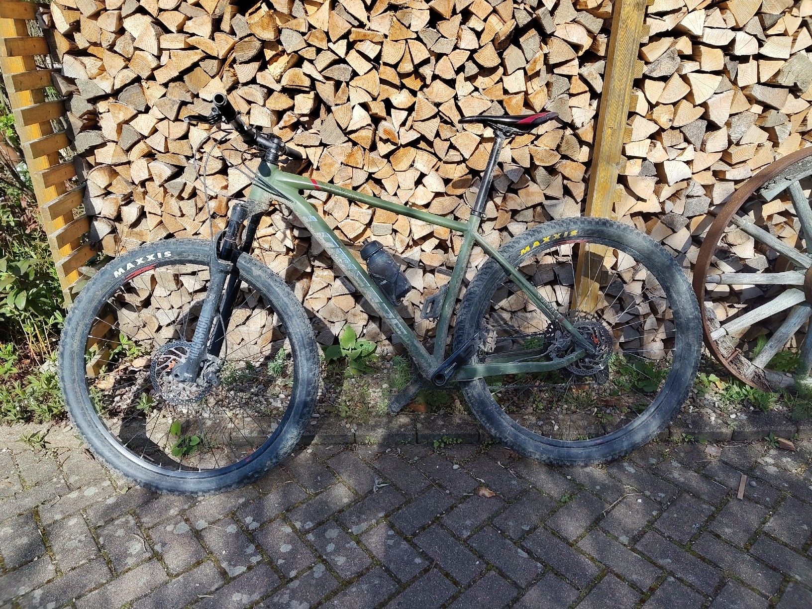 Lapierre Biciclette: VTT Lapierre pro race 4.9 L – Usato da Basel venduto da jpu_lf7s 1