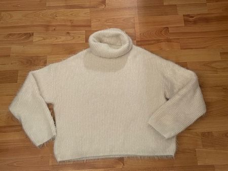 Flauschiger Rollkragen Pullover, weiss,  Grösse S