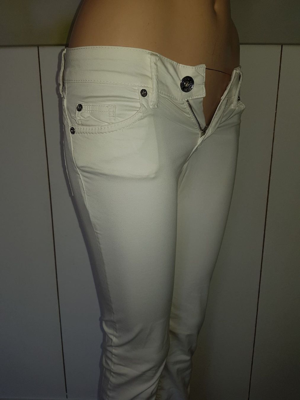 Liu Jo Jeans: Jeans LIU JO Taille W 26 – Gebraucht aus Cossonay-ville von Super-Price-Quality 3
