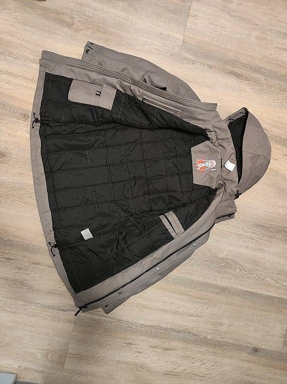 Giacche: Winterparka Gr. XS, neuwertig! – Usato da Flüelen venduto da pri_7p8g 1