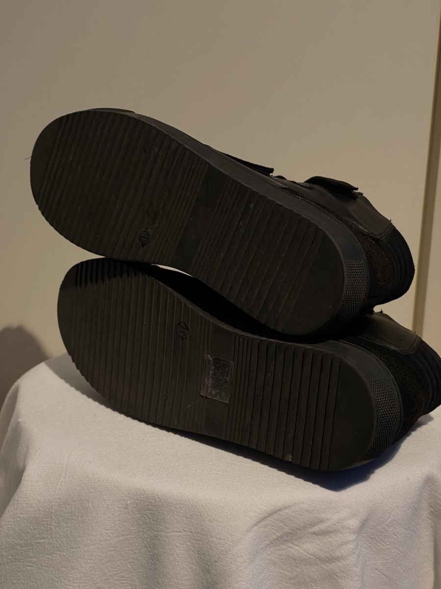 Scarpe da donna: RISA Leder Sneaker mit Steinen – Nuovo (secondo la descrizione) da Birr venduto da sfe_rhj7 4