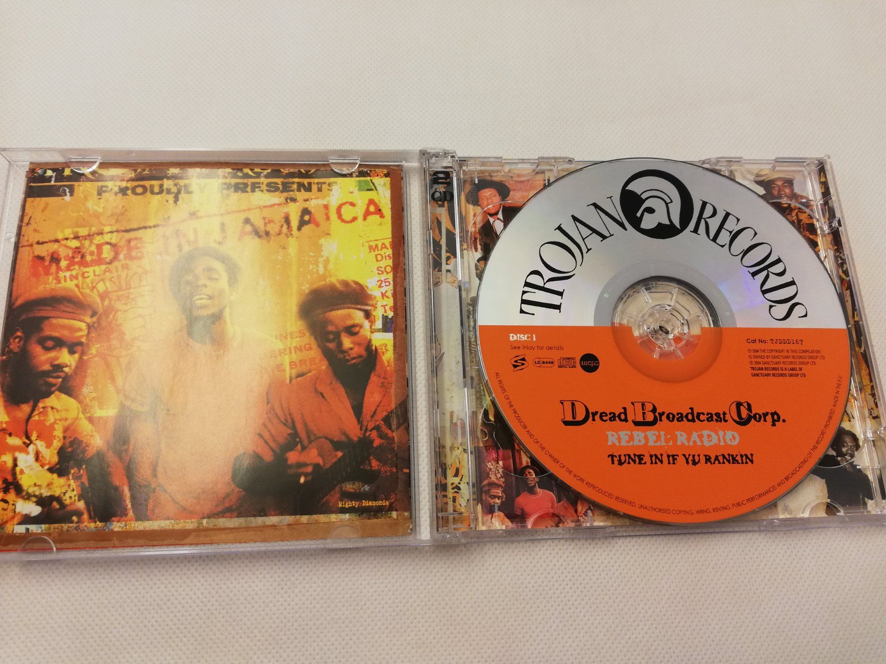 CDs: A BLACKBEARD PRODUCTION - TOO MUCH IRON IN THE FIRE – Gebraucht aus Bern von Vinylsound.ch 2