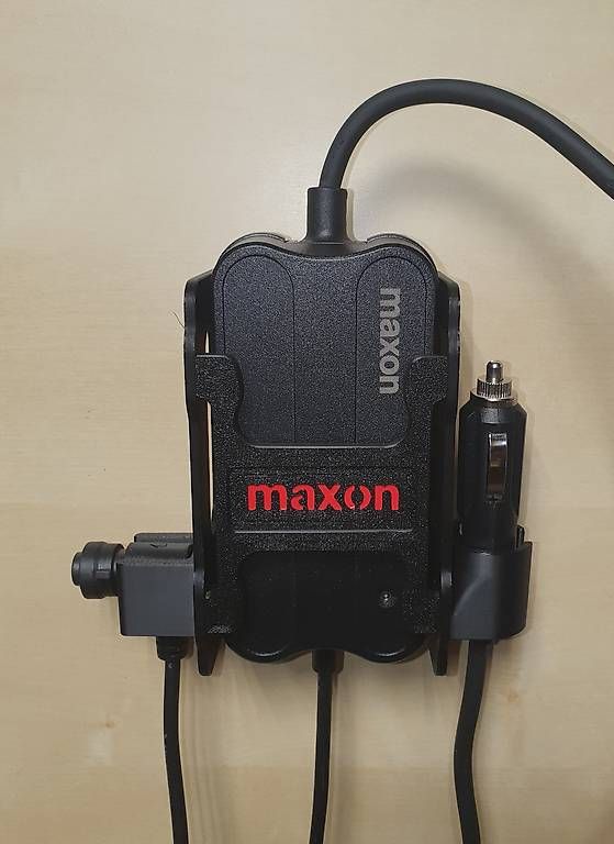 Wandhalterungen: Wandhalterung zu MAXON E-Bike Ladegerät – Neu und originalverpackt aus Escholzmatt von Mpowerone