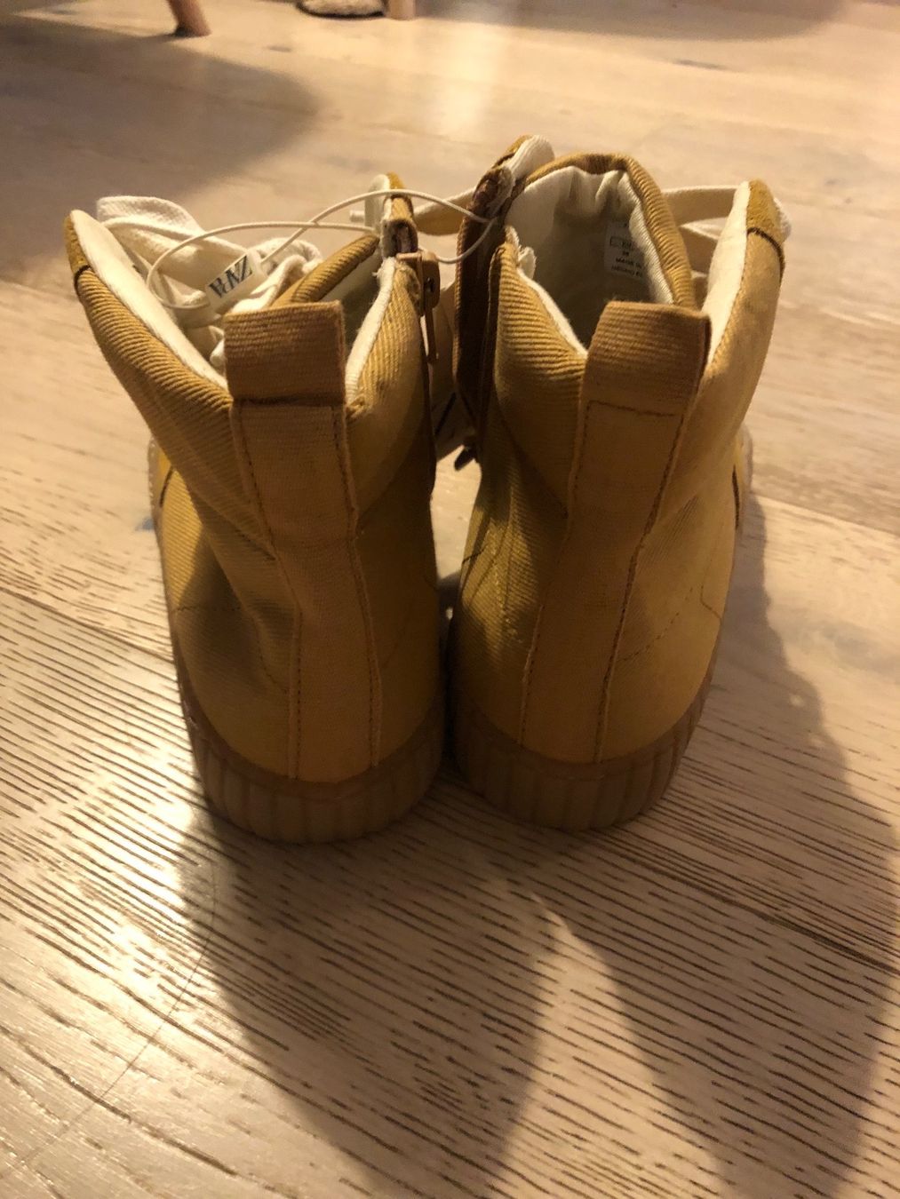 Zara Scarpe da uomo: Zara Kinder Sneaker Neu mit Tag – Nuovo e nell'imballaggio originale da Binningen venduto da ram_glq6 3