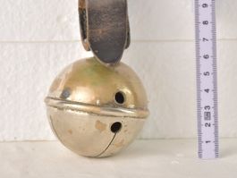 🔴 ZIEGEN  SCHAFS KUH SCHELLE BRONZE VERSILBERT MIT RIEMEN