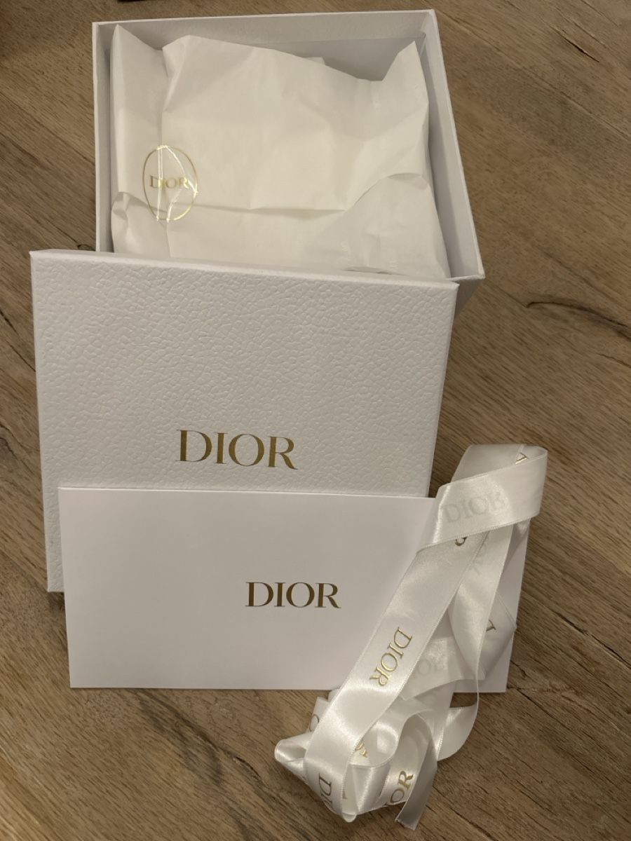 Tutte le decorazioni: Geschenkbox Dior – Nuovo (secondo la descrizione) da Balzers venduto da NH1974