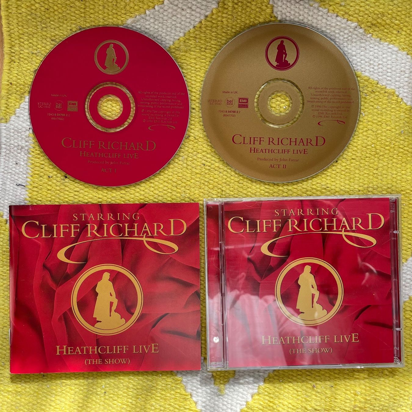 CDs: CLIFF RICHARD-2CD HEATHCLIFF LIVE (THE SHOW) – Gebraucht aus Rorschacherberg von CD-Roli