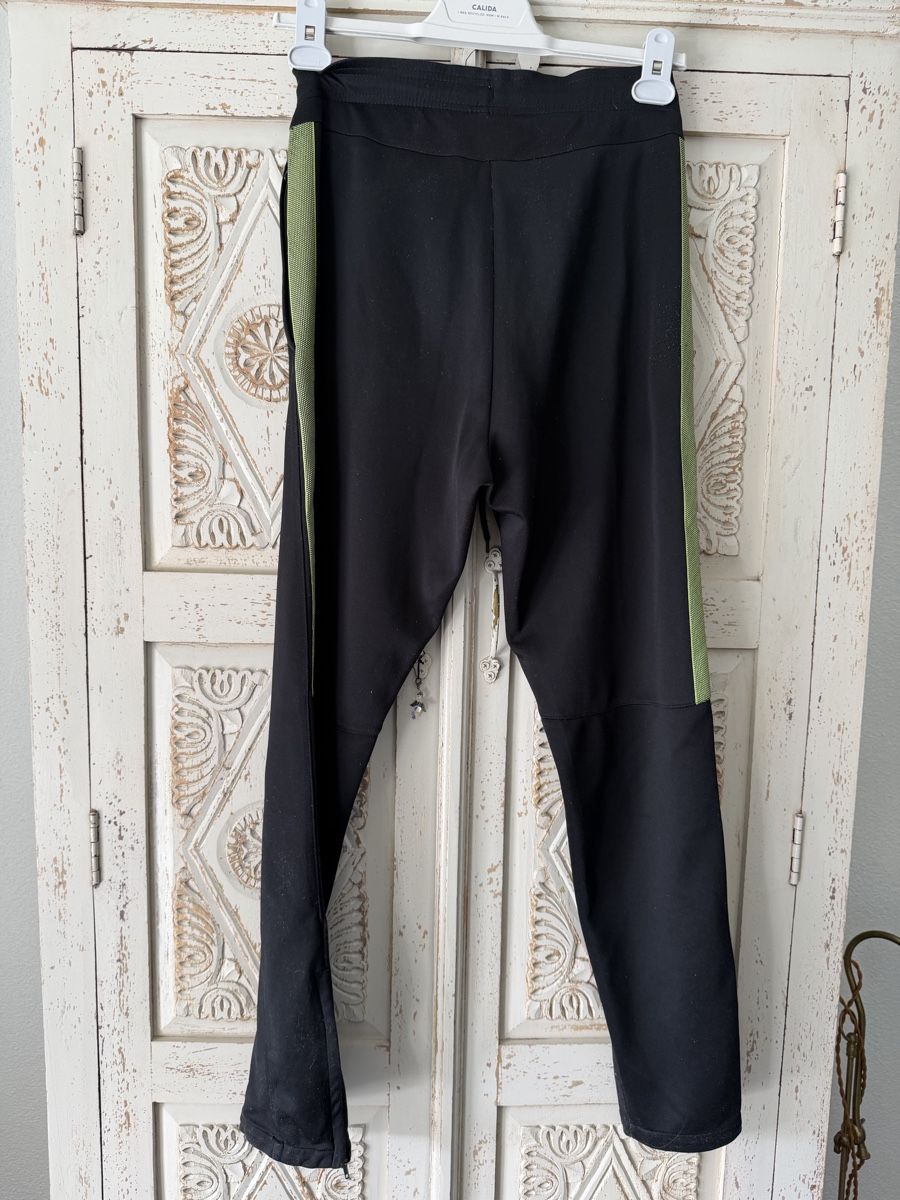 Nike Lotti di vestiti: Fussball Nike 3er Set S – Usato da Tägerwilen venduto da Cessna98 8