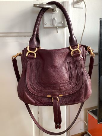 Chloé Marcie Medium in dark berry / prune genarbtes Leder
