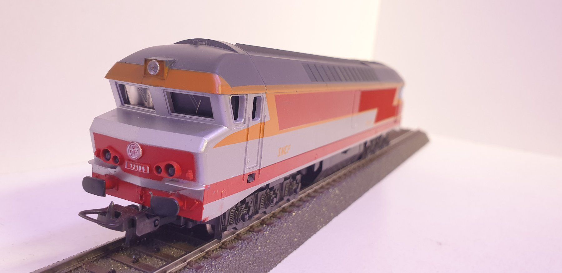 Lima Modellini di ferrovie: Lima SNCF 72105 Lokomotive H0/DC – Usato da Neuenhof venduto da ludovicco 5