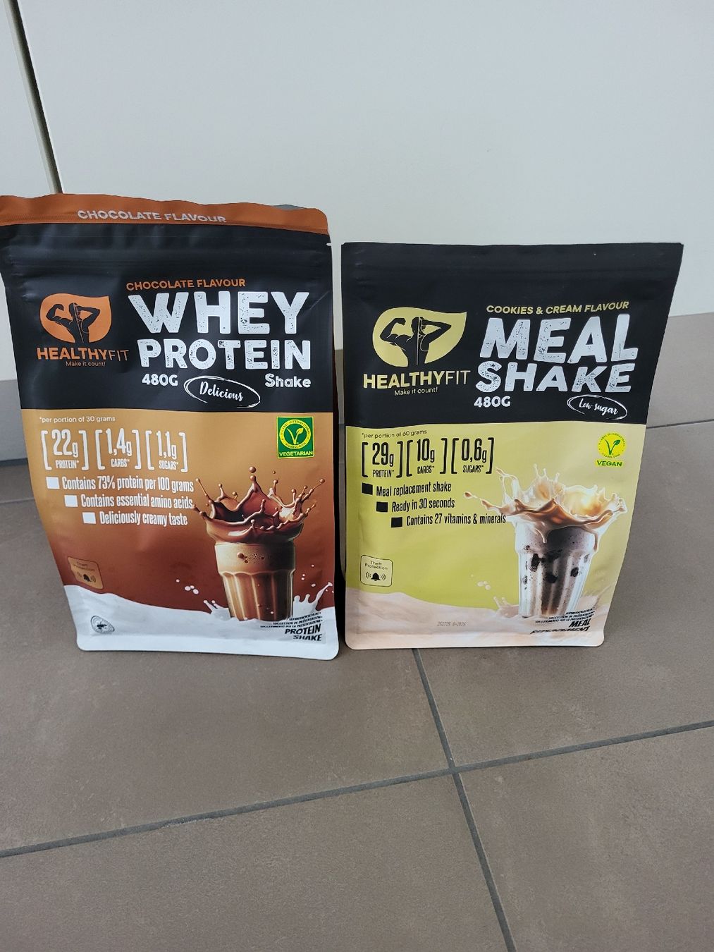 Cibi & Specialità: Whey Protein Schokolade und Cookies cream – Usato da Wikon venduto da lin_qw8x