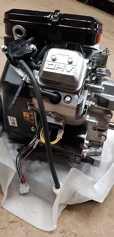 Moteurs: Vanguard 21hp Motor  – D'occasion à Düdingen par jo420el 2