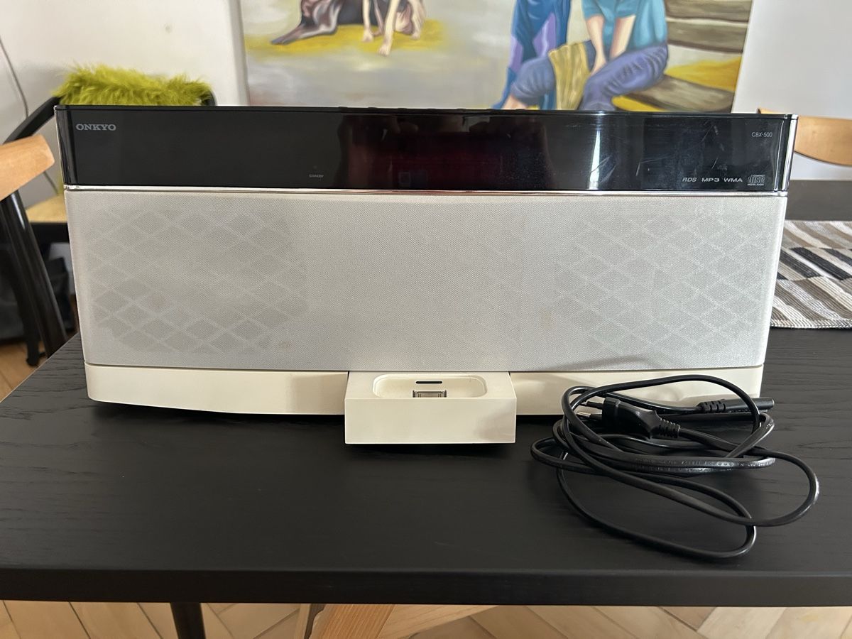 Onkyo Haut-parleurs: Verschenke Onkyo Multi Lautsprecher, mit iPod Dock – D'occasion à Zürich par and_v276 1