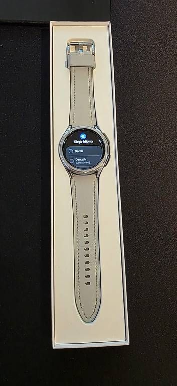 Samsung Smartwatch: GALAXY SAMSUNG Watch6 Classic LTE 43mm – Gebraucht aus Bern von Ssra 1